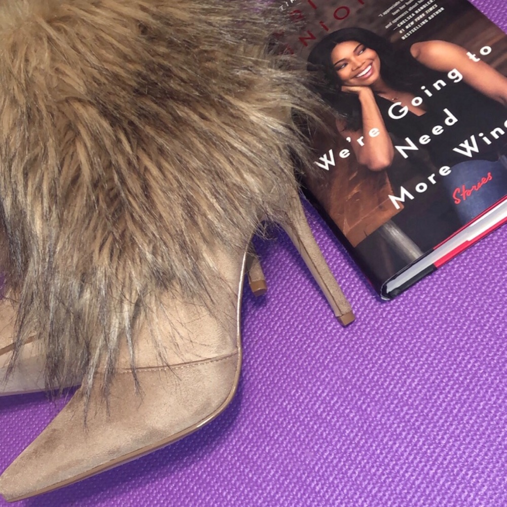 Cape Robin Fur Boots